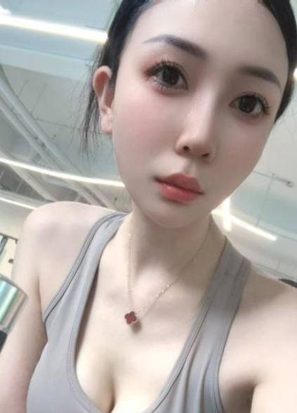 青羊区爱健身的御姐媛欣