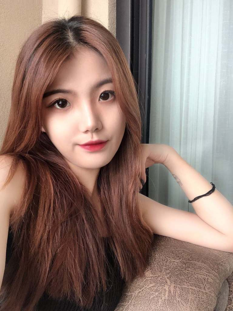 九龙坡区新开发步行街叶子