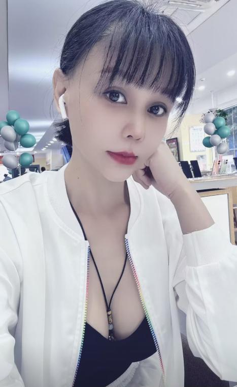 海珠轻熟暖暖少妇