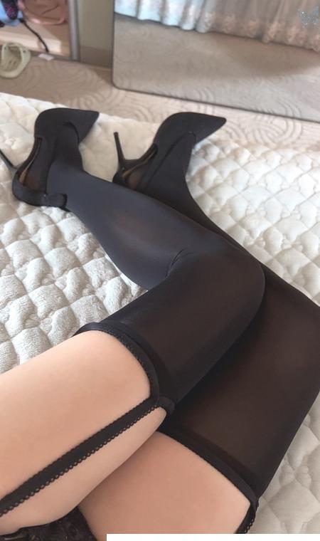 少妇姐姐丝袜美腿