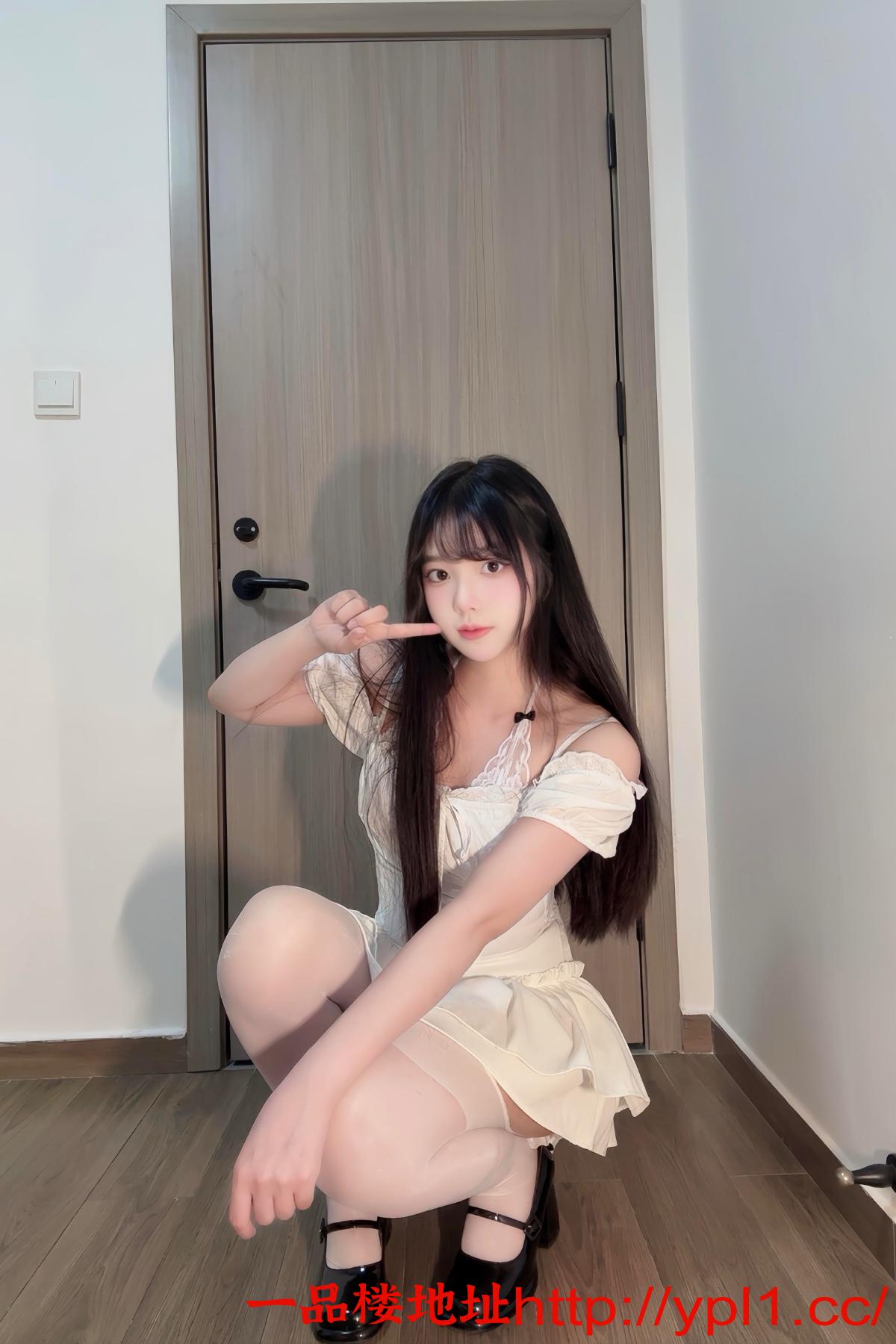 文静女孩刚做不久身材好漂亮兼职小妹