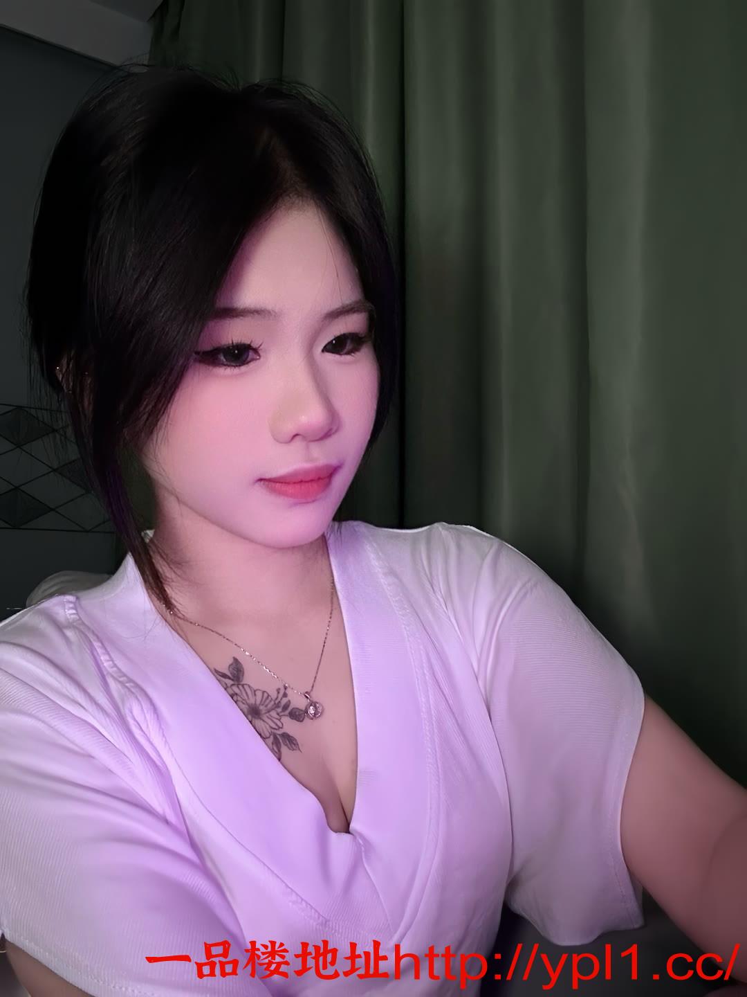 粉鲍鱼紧致身材很棒全程骚话不断