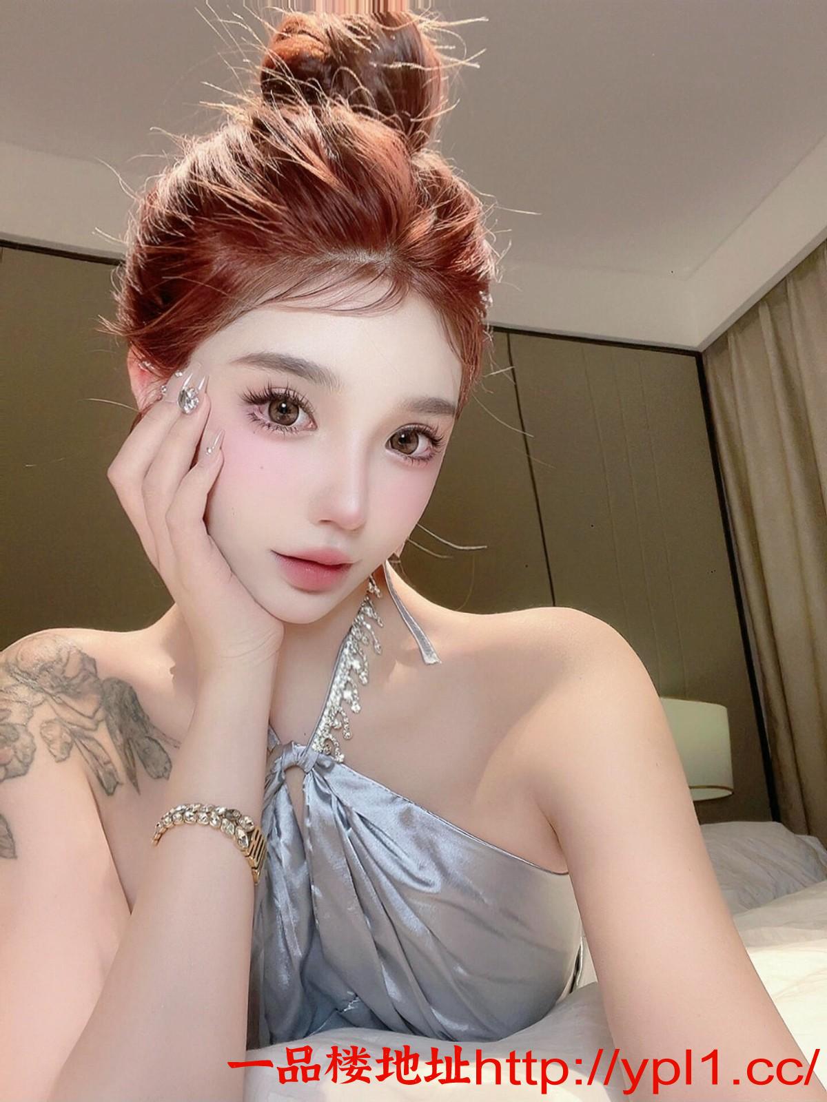 乐乐S身材粉嫩性感大长腿服务热情