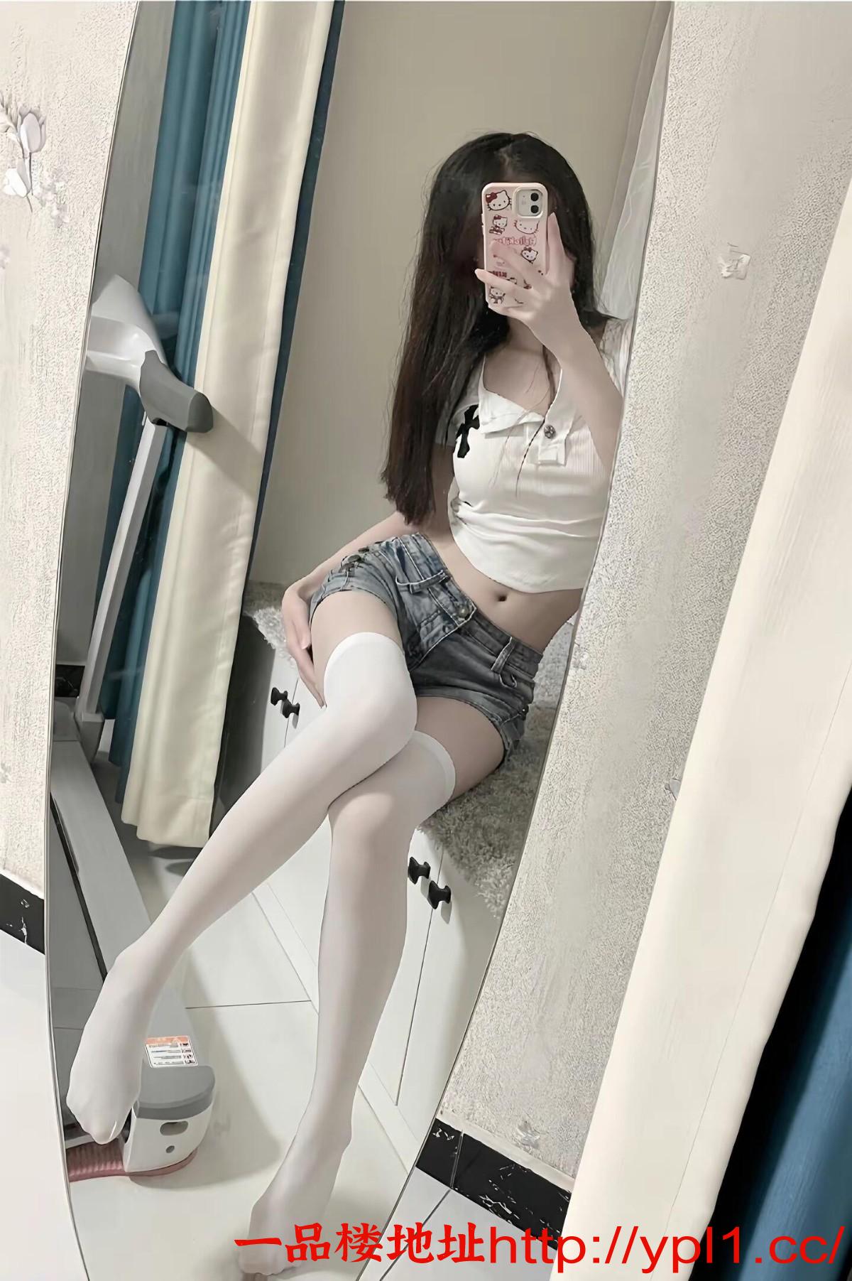 粉嫩妹妹小穴水多耐操