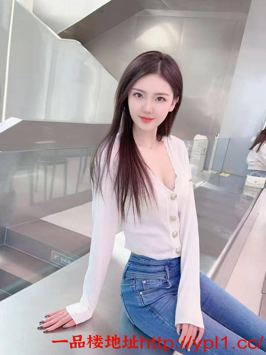 妹妹服务很棒身材火辣很刺激