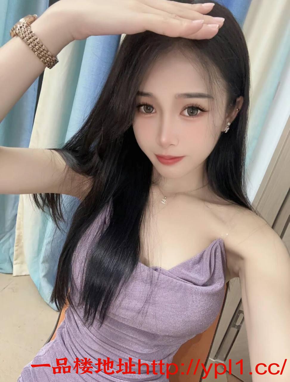 服务系长腿蜜桃臀韵味御姐