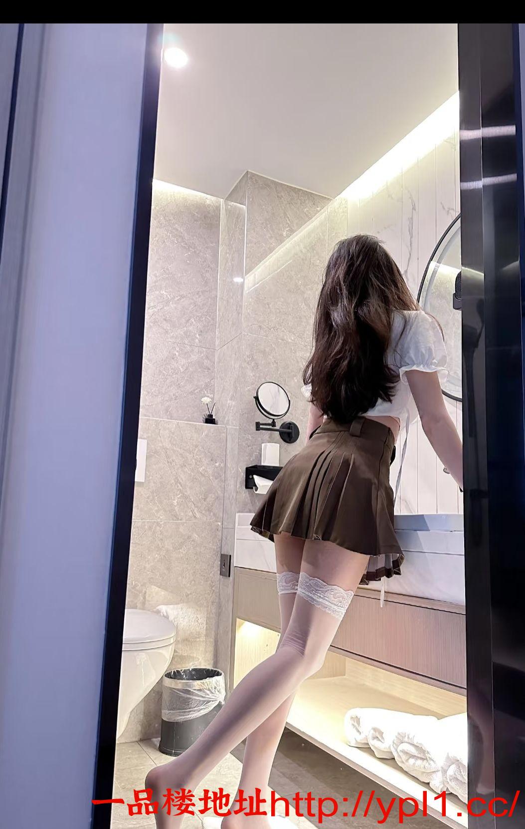 兼职嫩妹丝袜丝诱惑欲罢不能