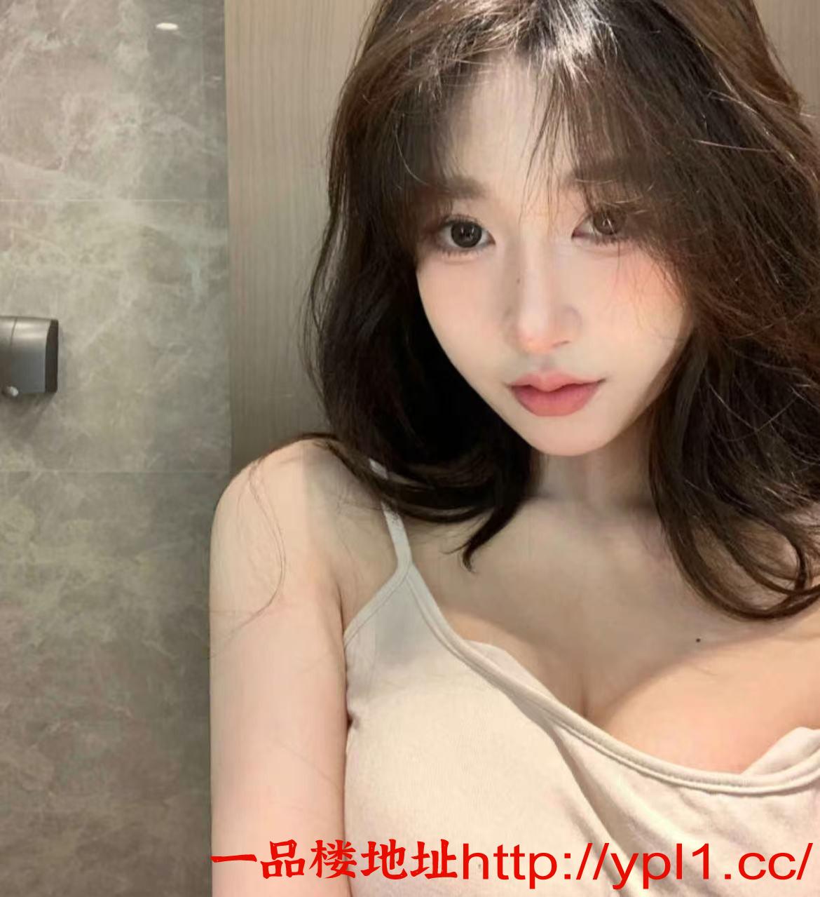 微胖巨乳粉嫩水多会夹想起就硬！