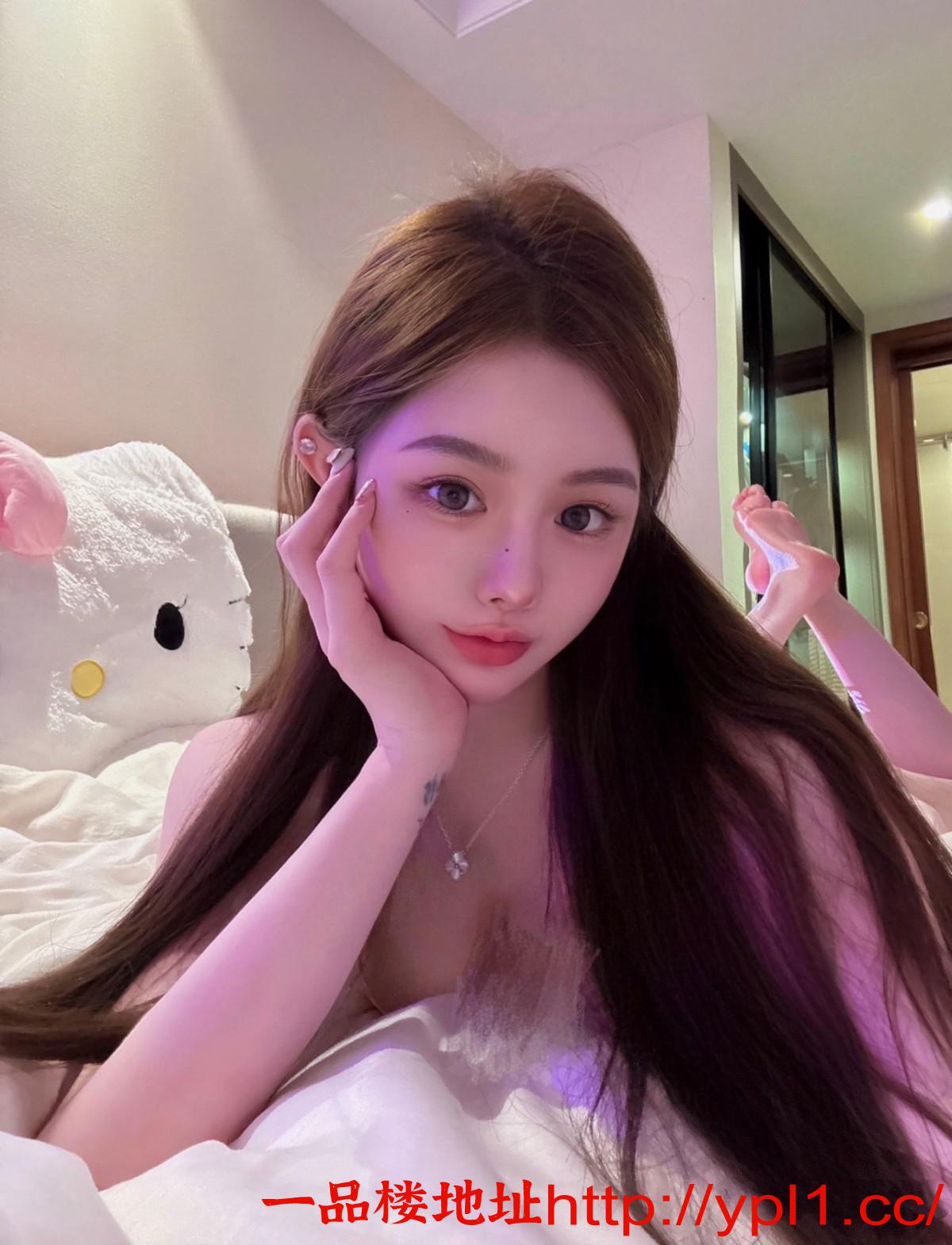 性感老师前凸后翘后入呻吟迷人