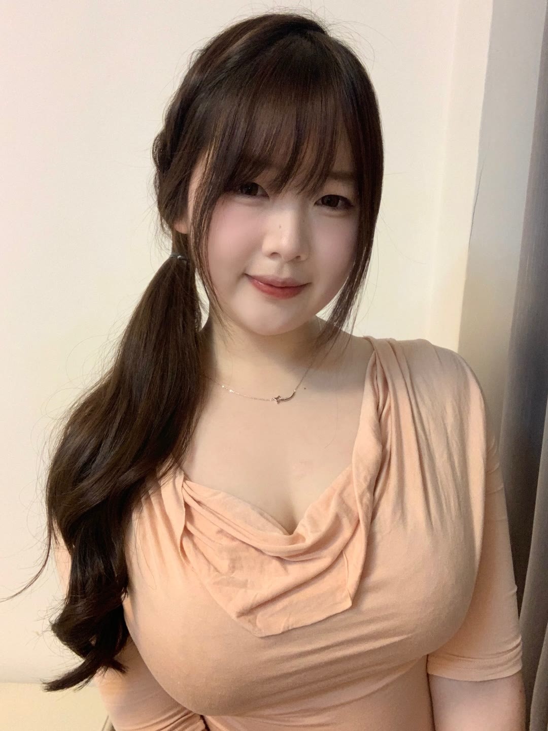 微胖极品小少妇，口活一流