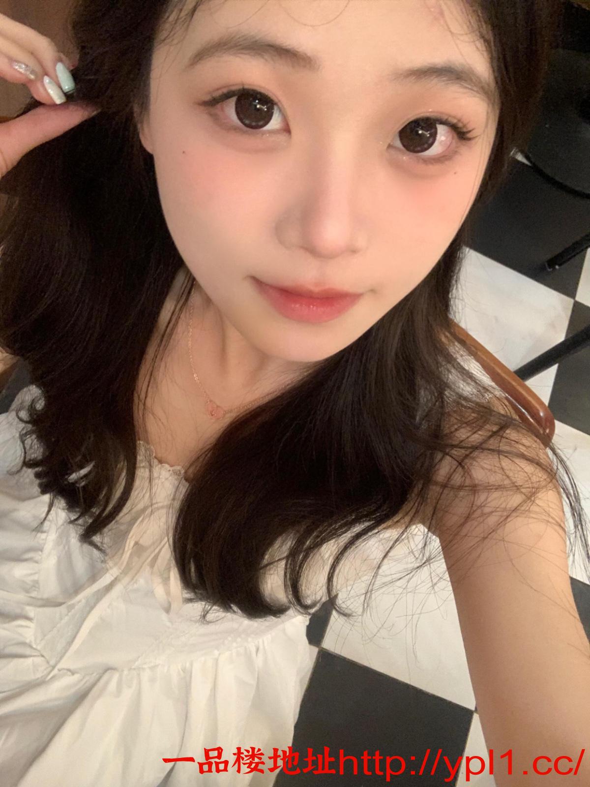 超劲爆s级身材的制服宝贝蜜桃粉嫩多水