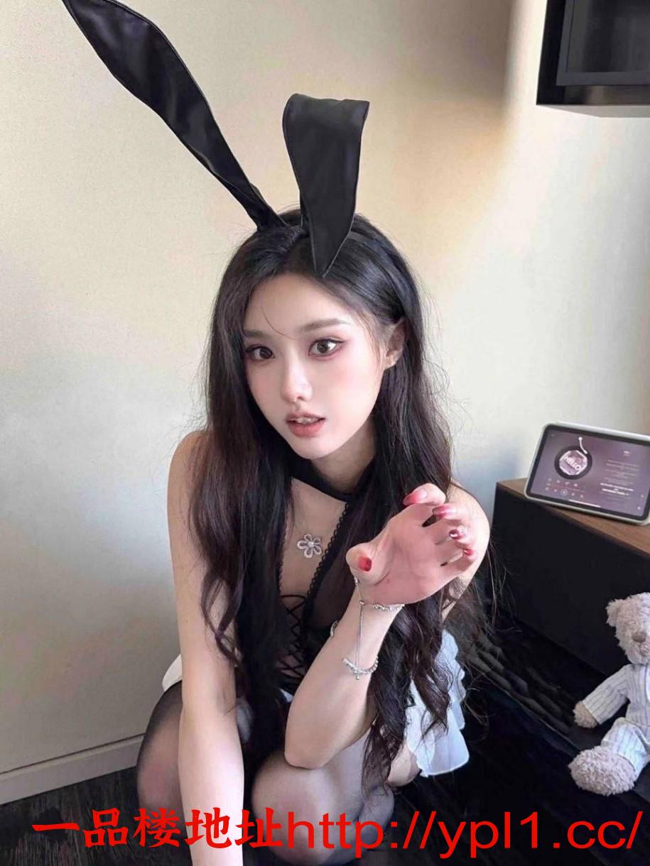 纯欲兼职极品美女