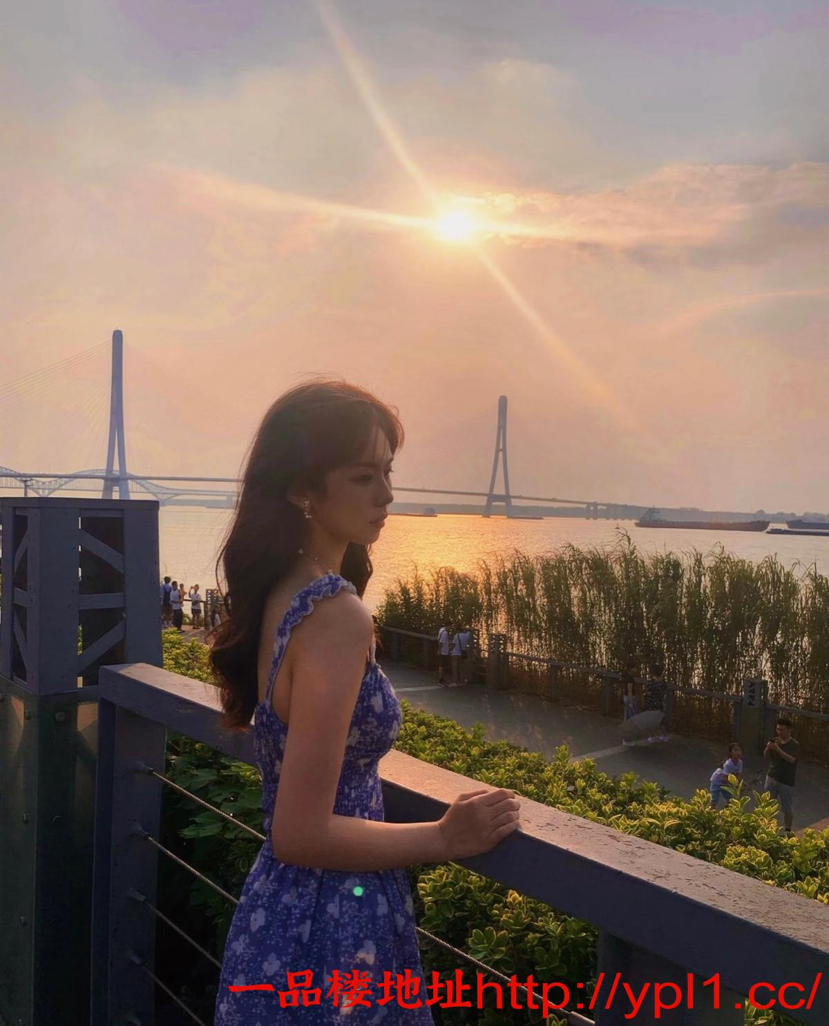 狼友推荐的嫩妹