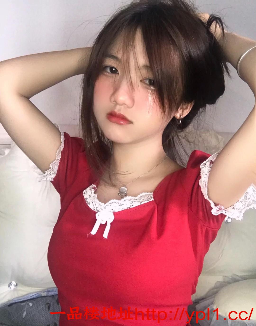 温柔乖巧水多多妹子