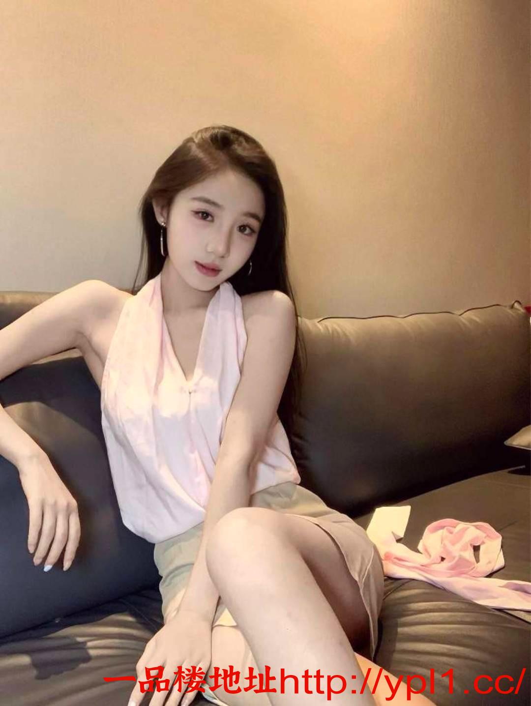 极品梨形身材美乳紧致嫩穴淫水超多