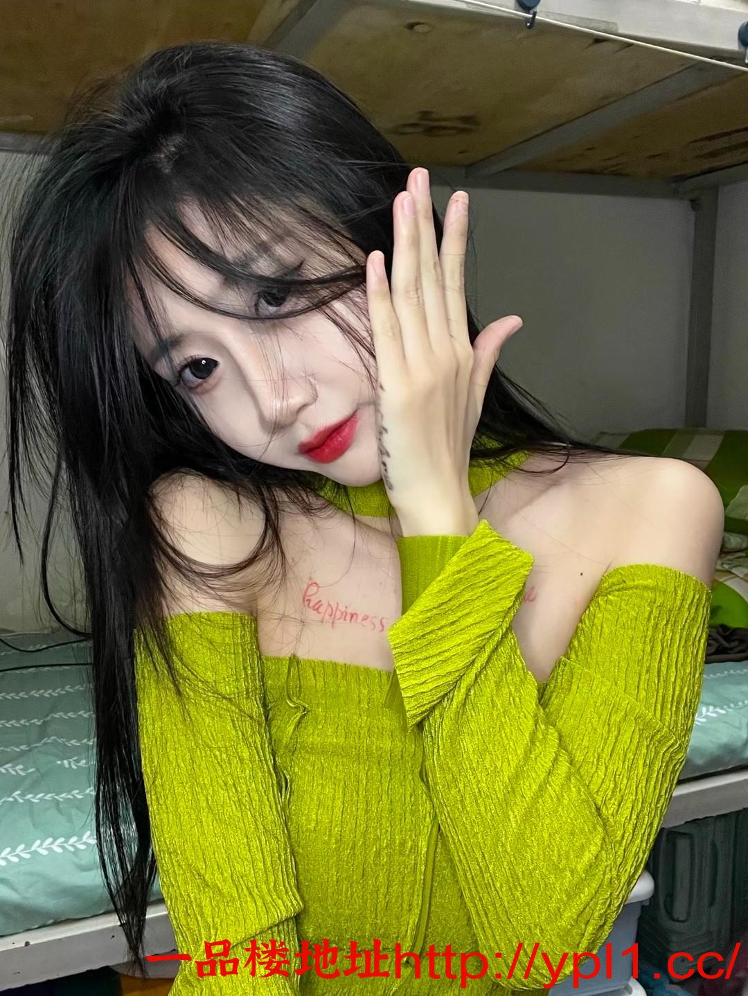 云龙02年极品平面模特 配合百分百 舒服超好