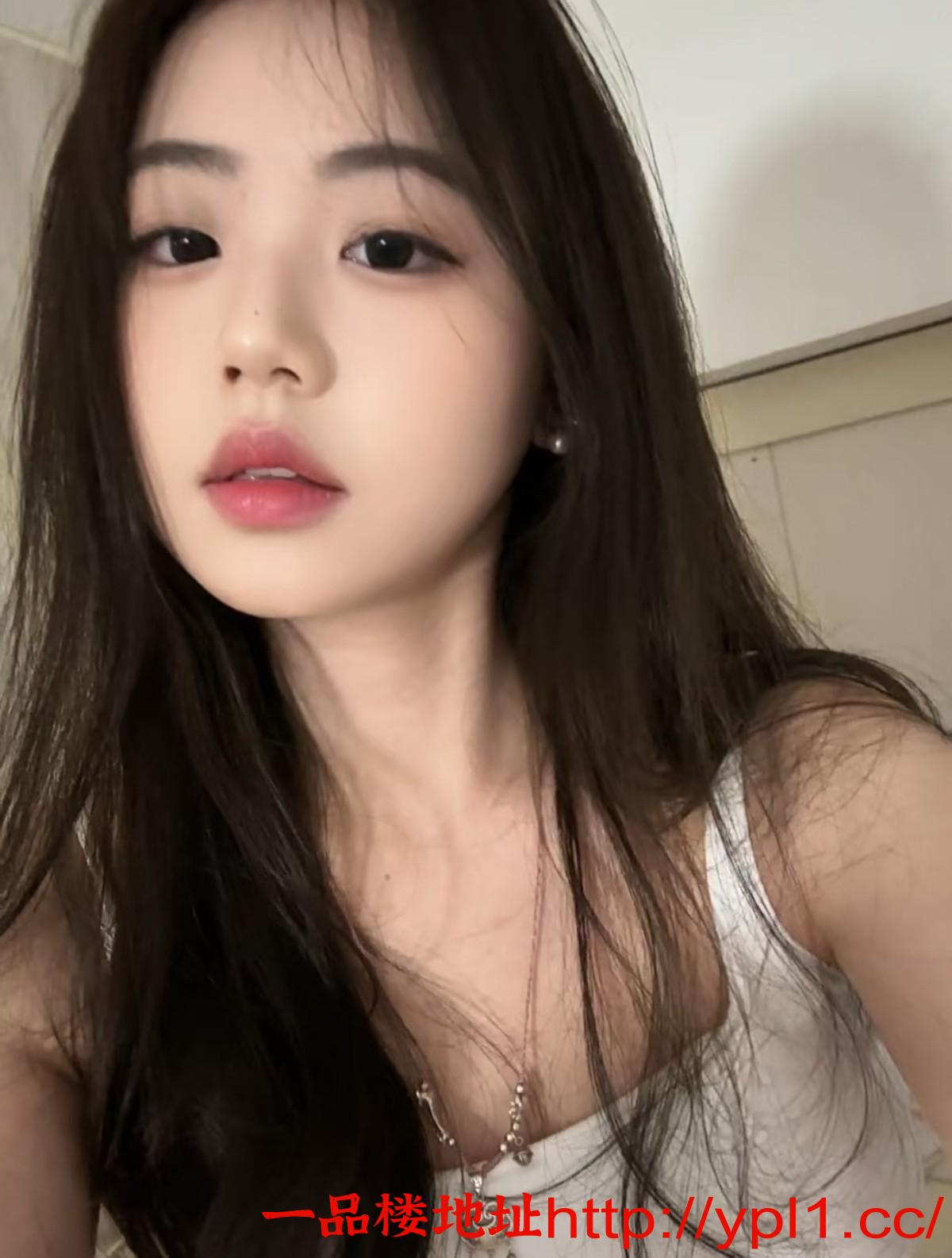 翘臀粉嫩小妖精可无套内射