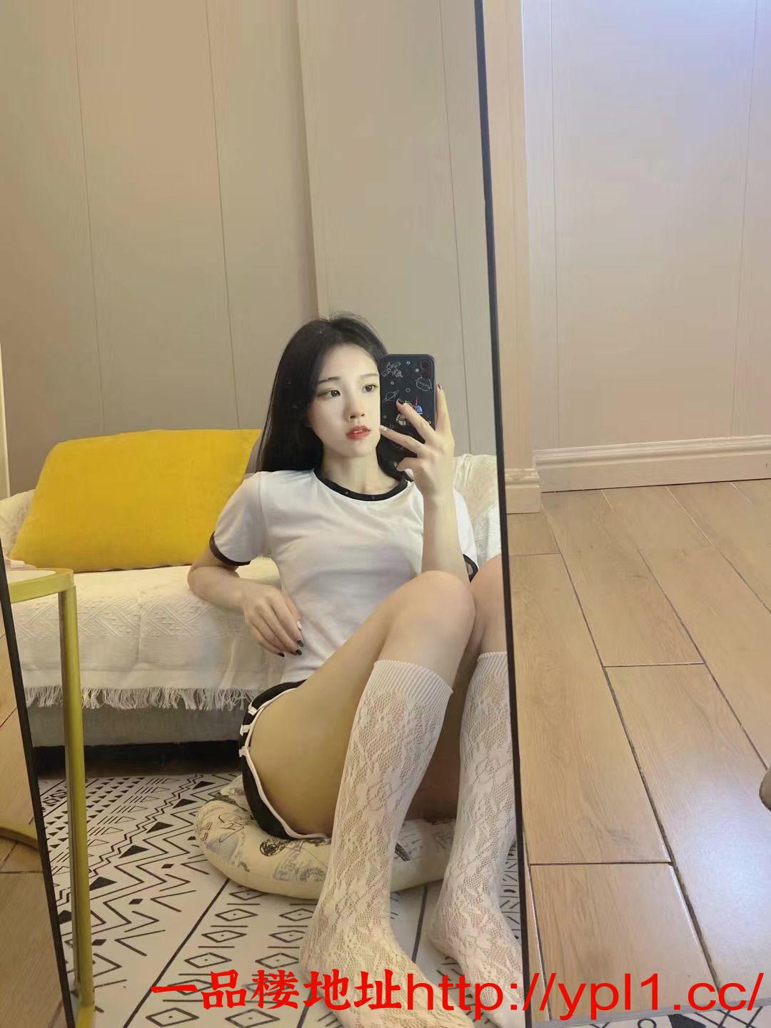 闷骚型邻家小妹