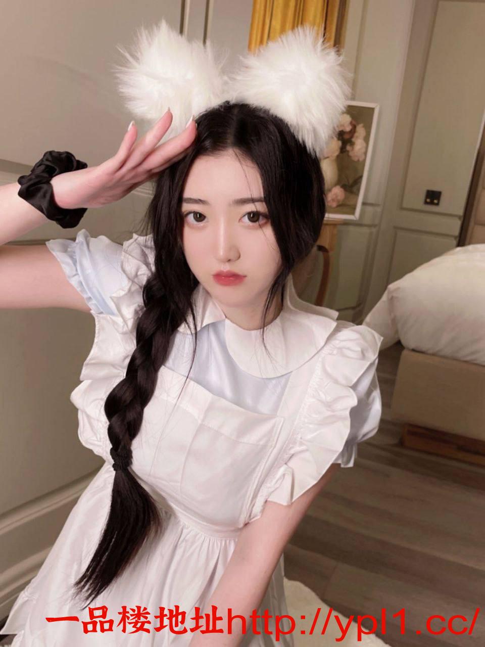 极品豪乳学生妹短期下海