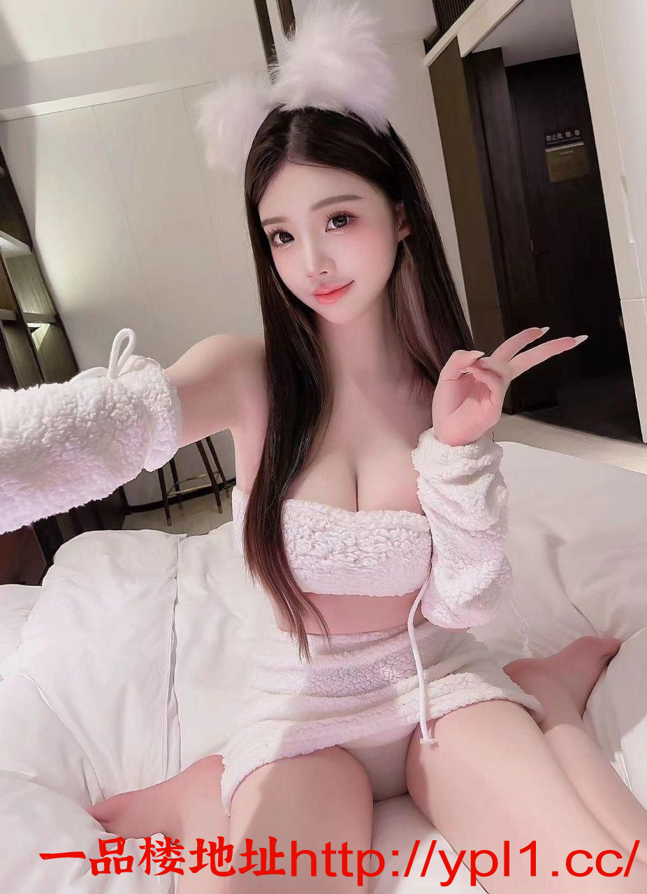 后入沙河口翘臀小姐姐