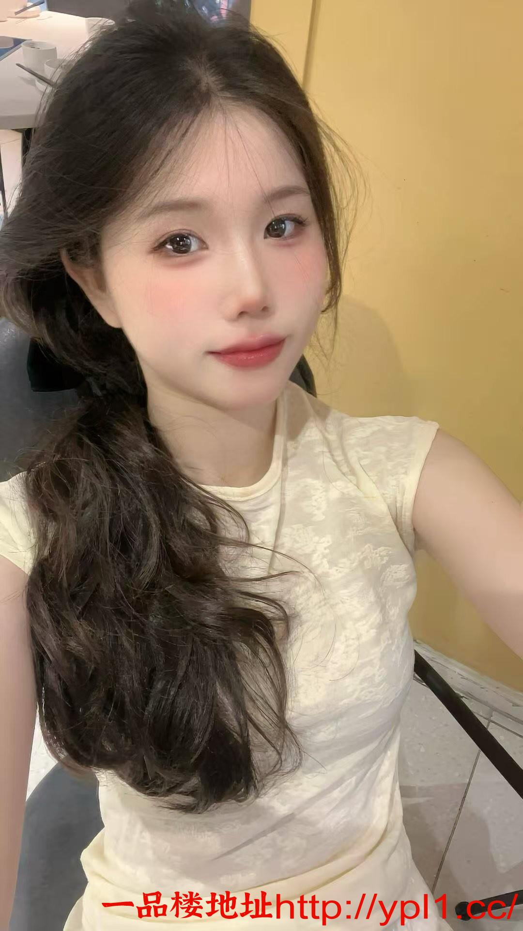 体验风骚完美身材小姐姐