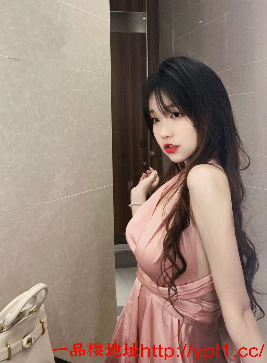 萝莉刚下海，被调教的很好操她一直喊爸爸