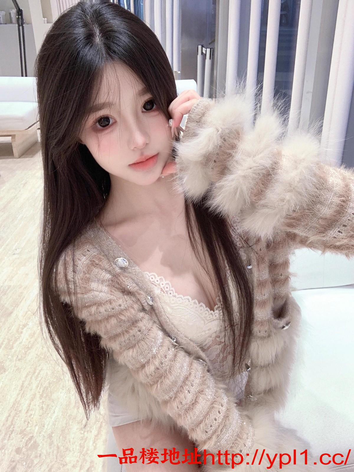 颜值超高美女五一放假到上海兼职值得品尝