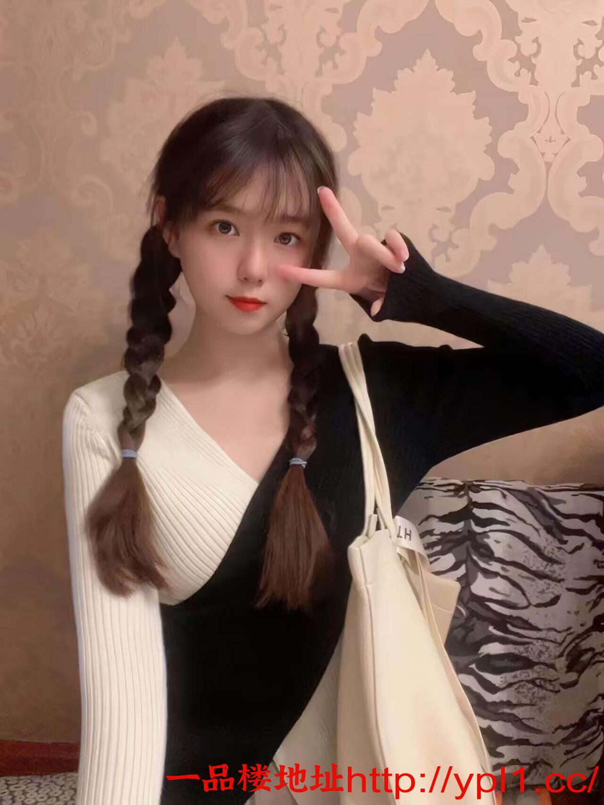 翘臀撒娇尤物舞蹈生妹妹