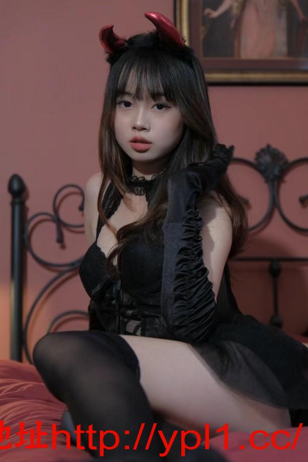 00后白领自己接，很漂亮 身材一流