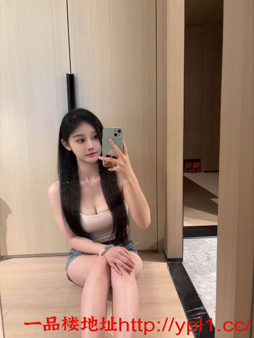 舌吻传教士云朵