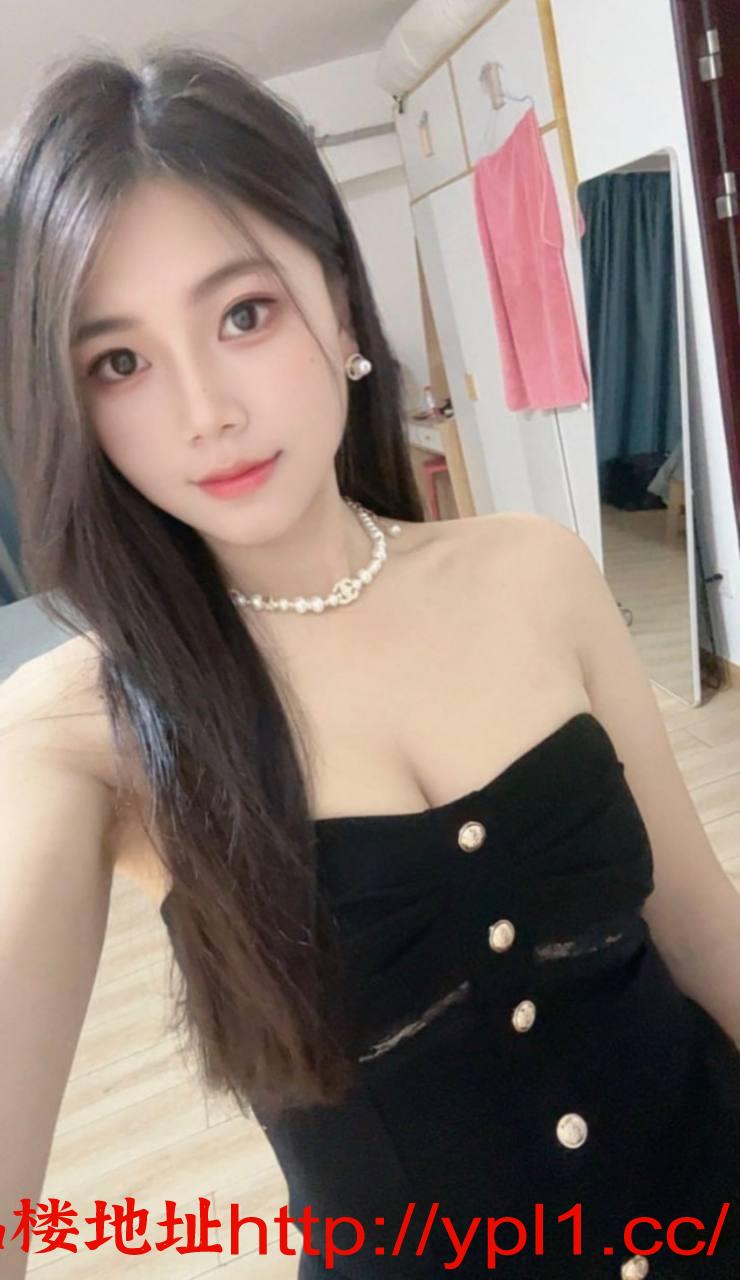 身材匀称，前凸后翘，皮肤白，娃娃脸，风情万种，配合度高，挺话乖巧