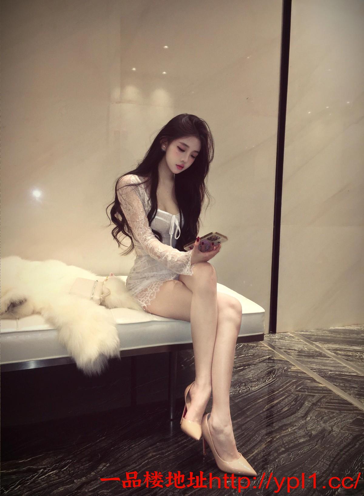 兼职学妹 小穴紧致多汁，可外出上门