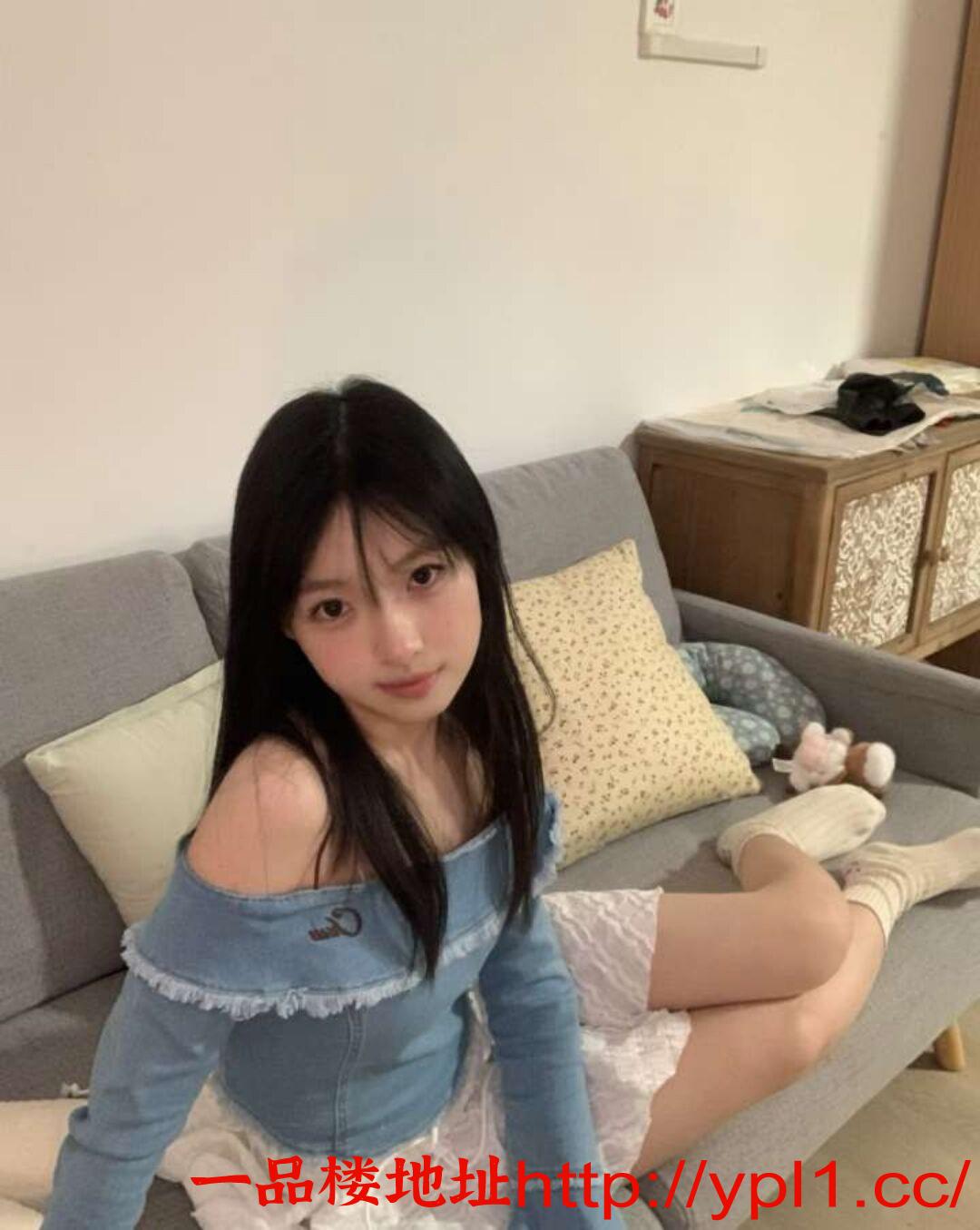 甜妹，粉鲍鱼，多汁，淫水汪汪