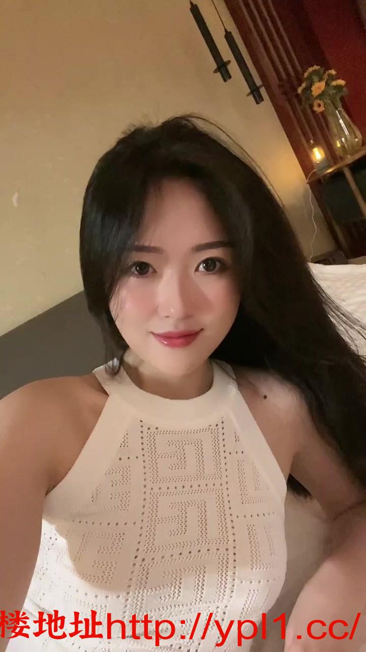 清纯高颜值性感御姐