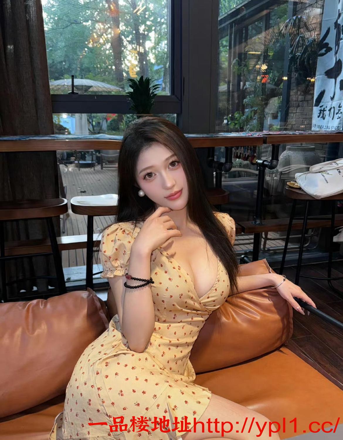 清纯御妹妹制服很骚，服务也很主动