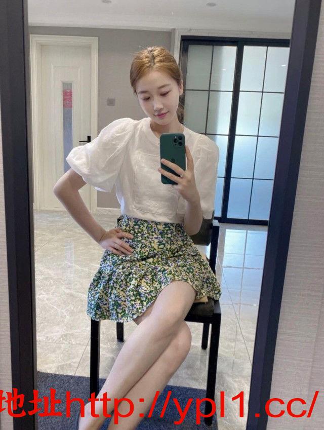 邻家模特小姐姐，温柔漂亮服务也好