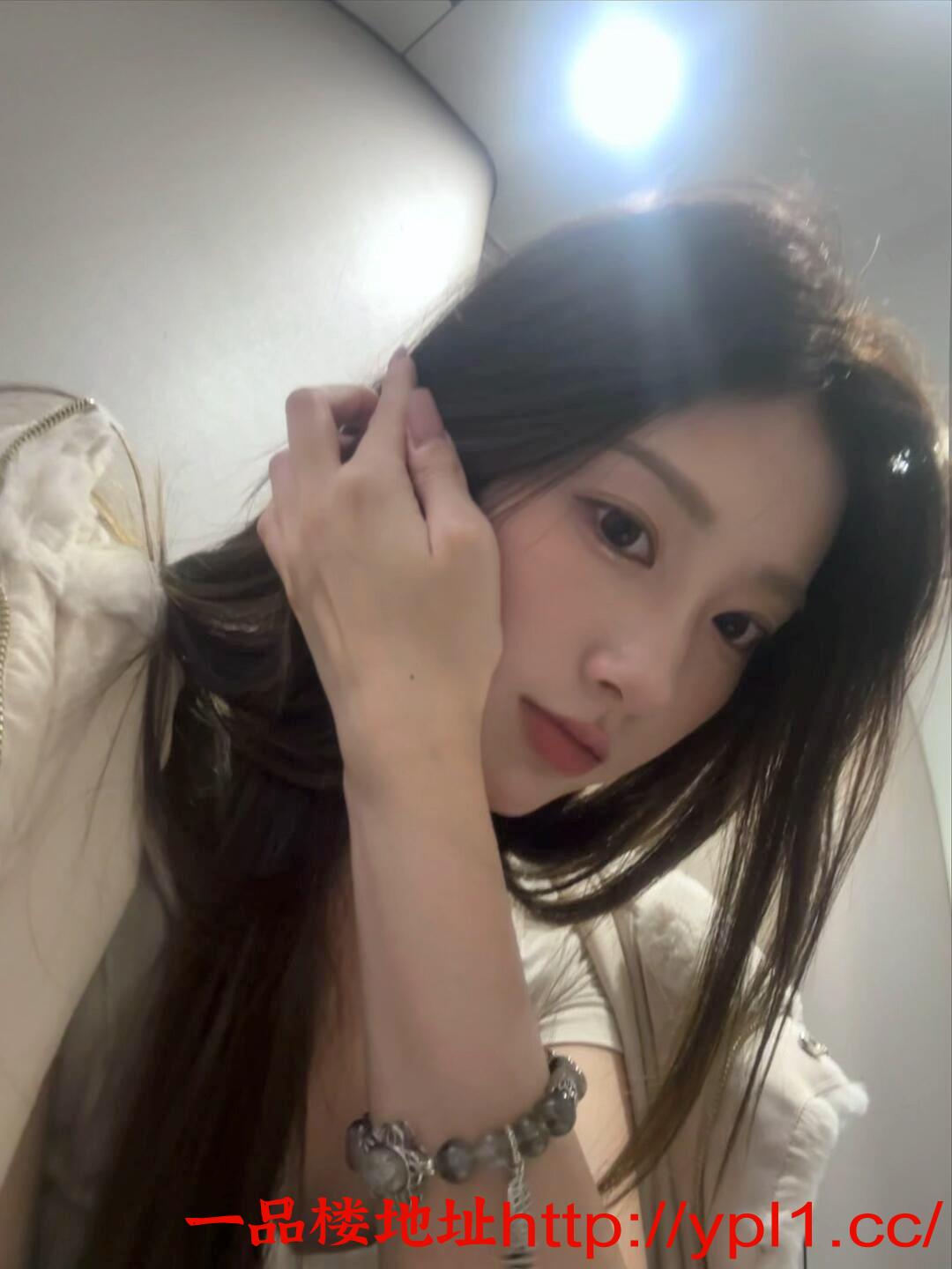 兼职尤物汁水蜜桃鲍鱼(可外出)