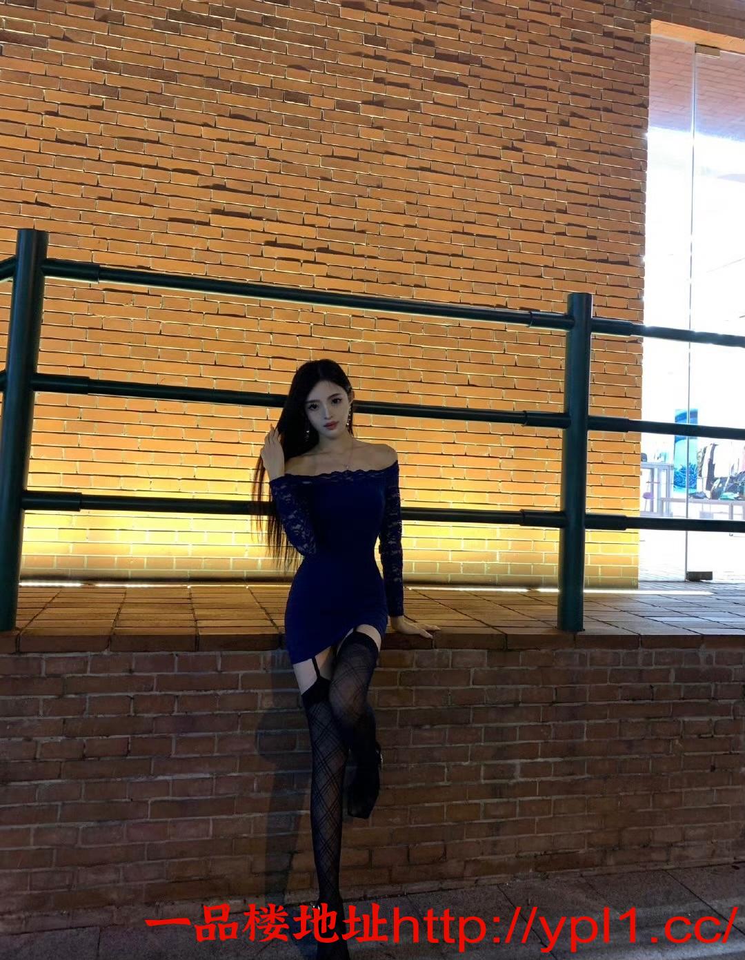 江苏24岁高挑御姐 主丝袜诱惑 毒龙 果冻冰火