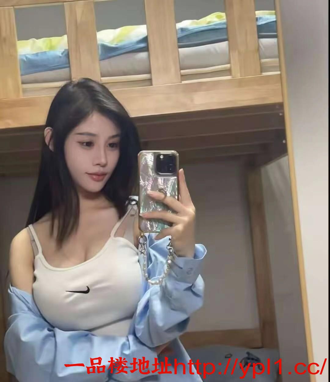 性感小妹温柔不机车