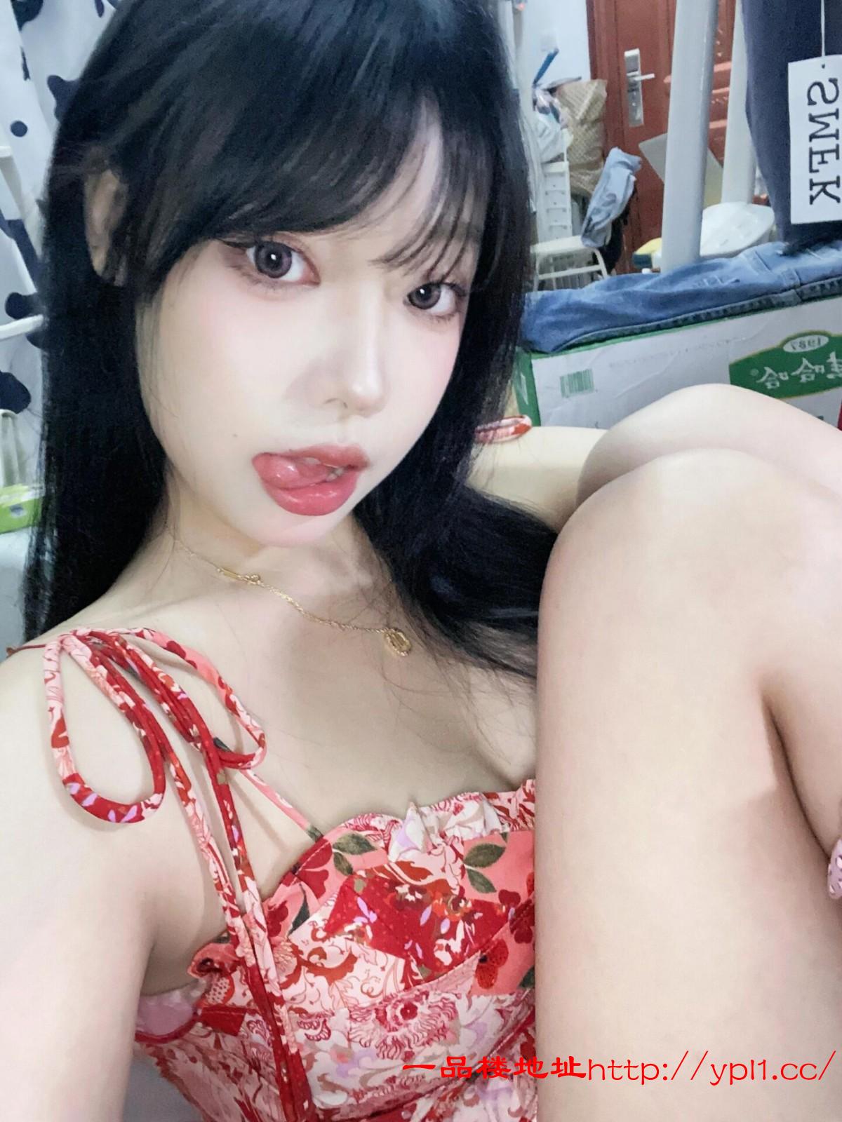 人间尤物身体很柔软可玩SM