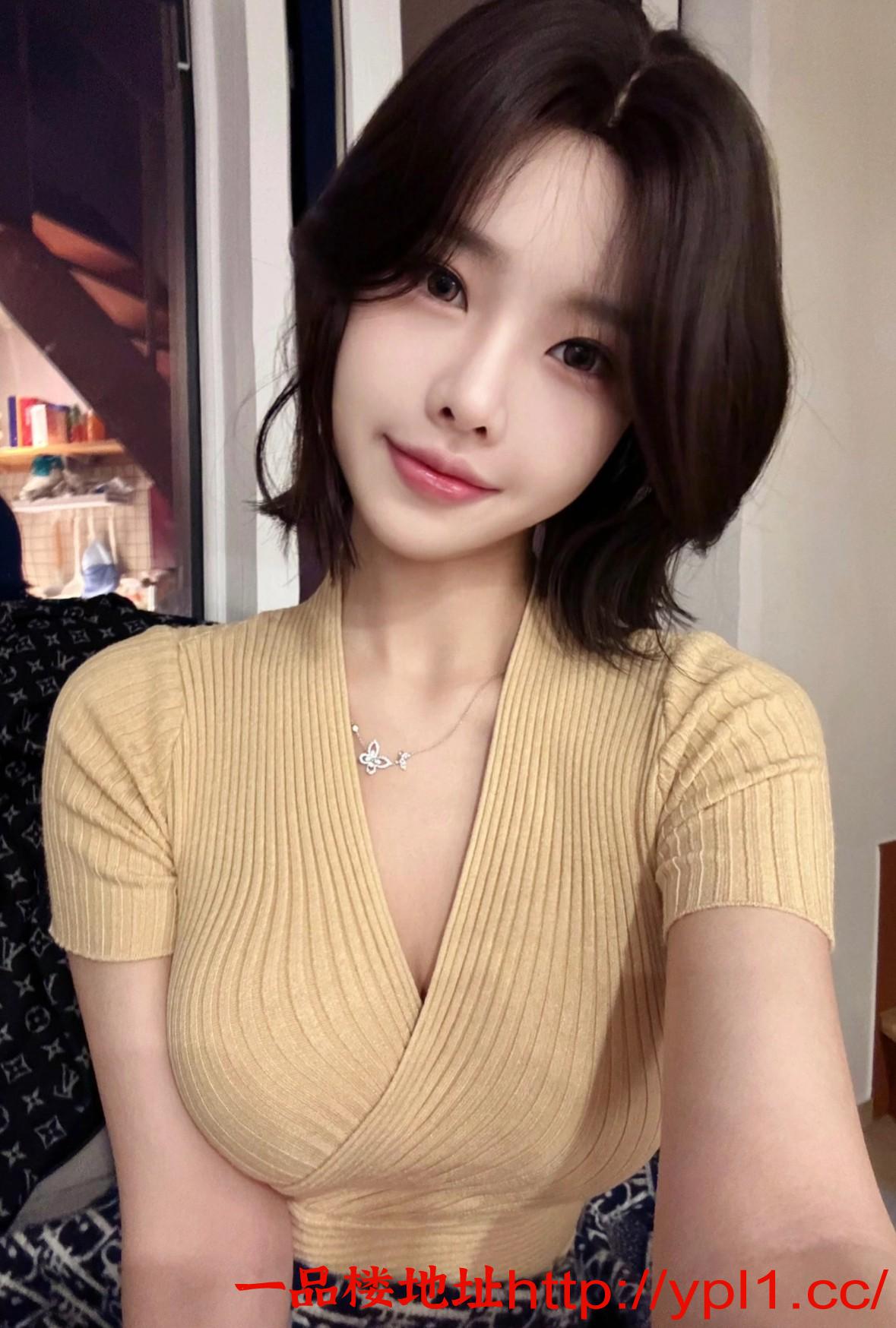 重庆大奶翘臀逼紧超粉的嫩妹