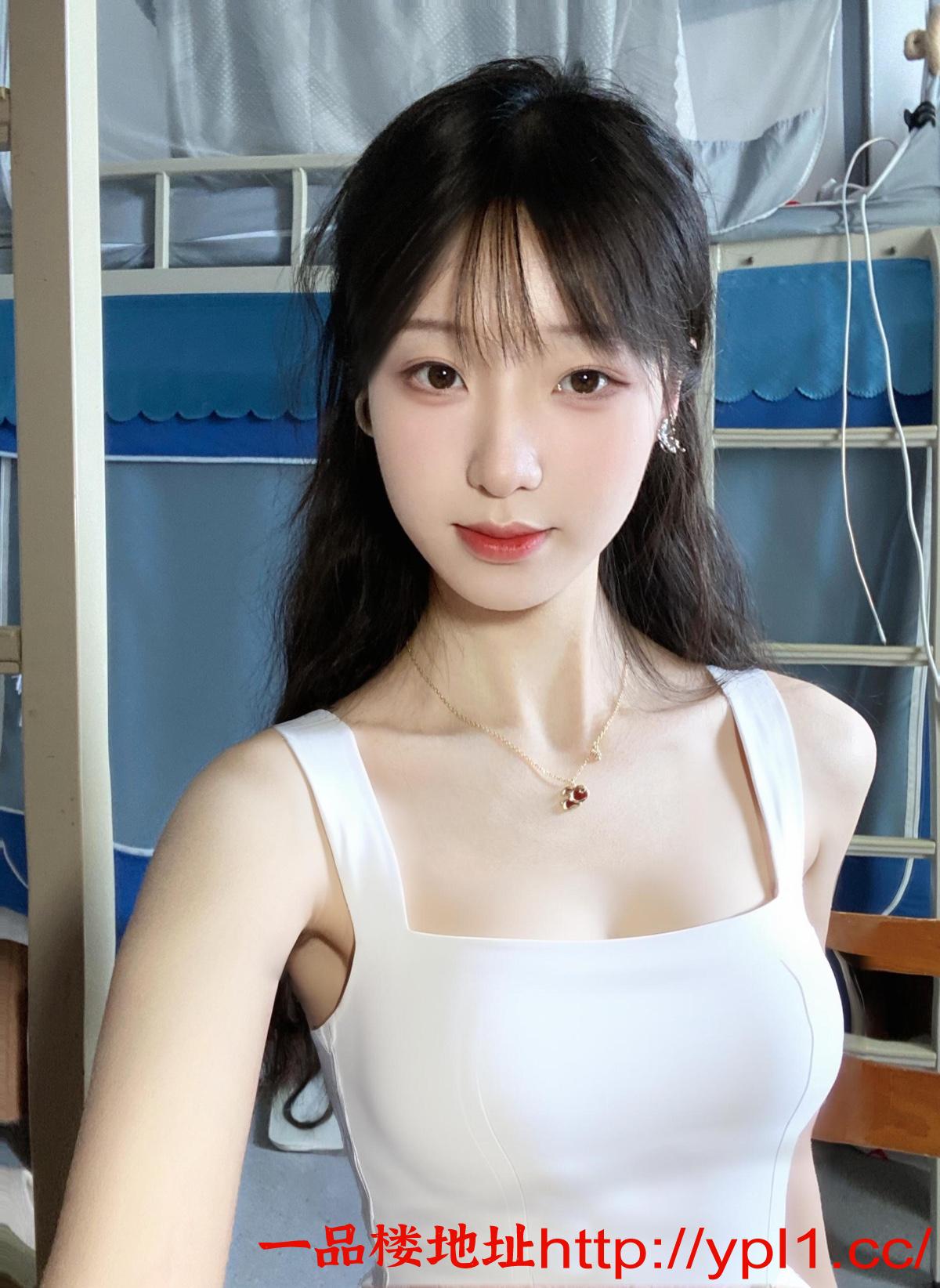 大胸妹妹兼职三点粉嫩(胸推特爽)