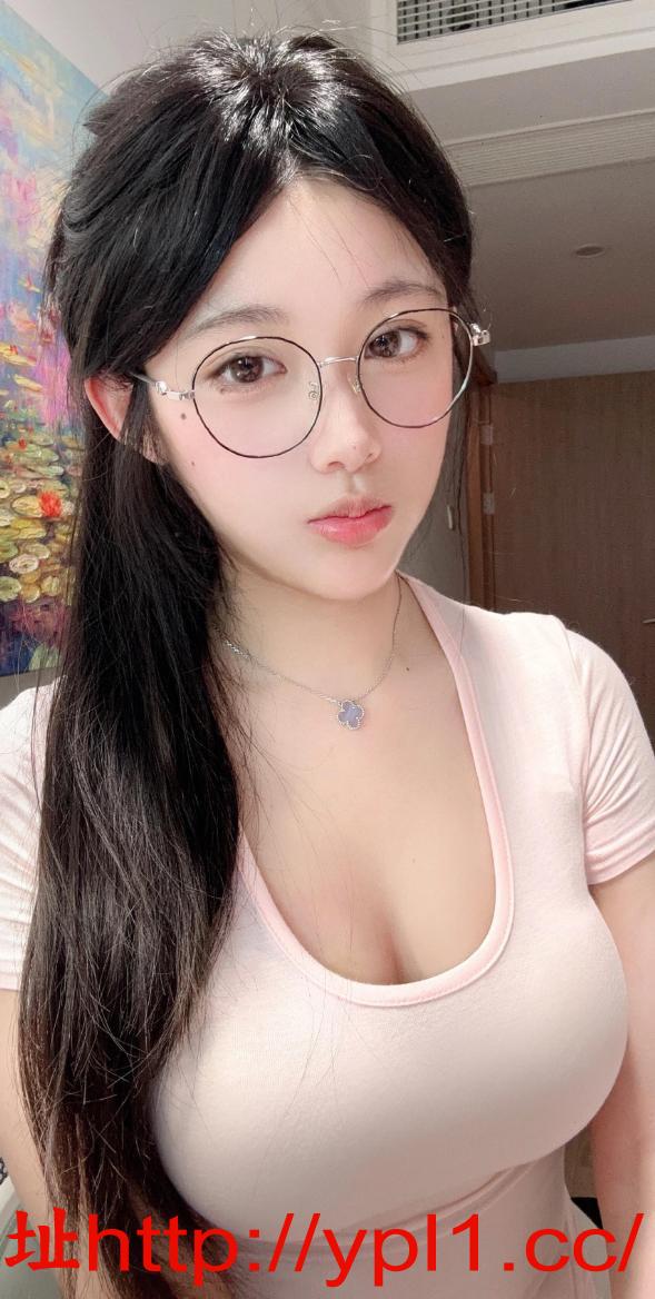 兼职小姐胸大 听话 服务好