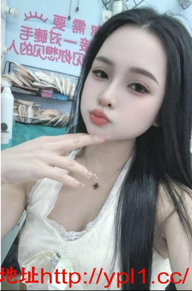 美甲嫩妹初下海逼紧水多