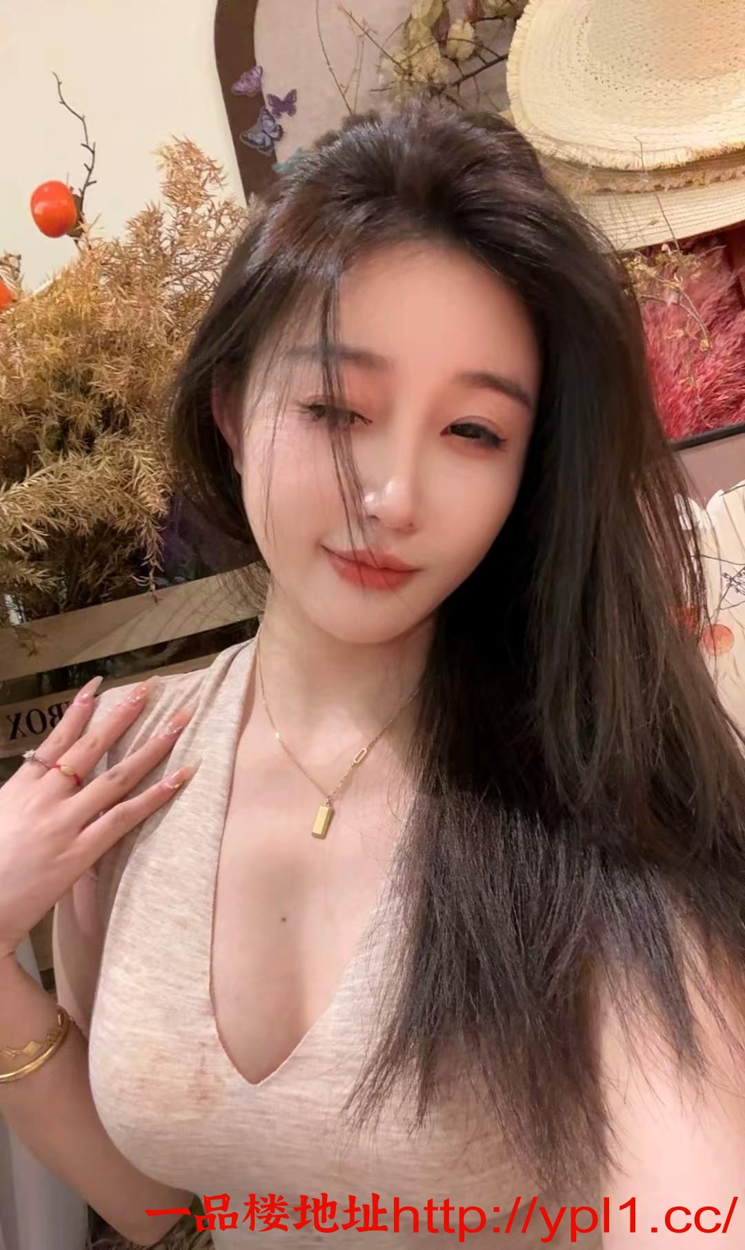 大奶少妇喜欢被调教