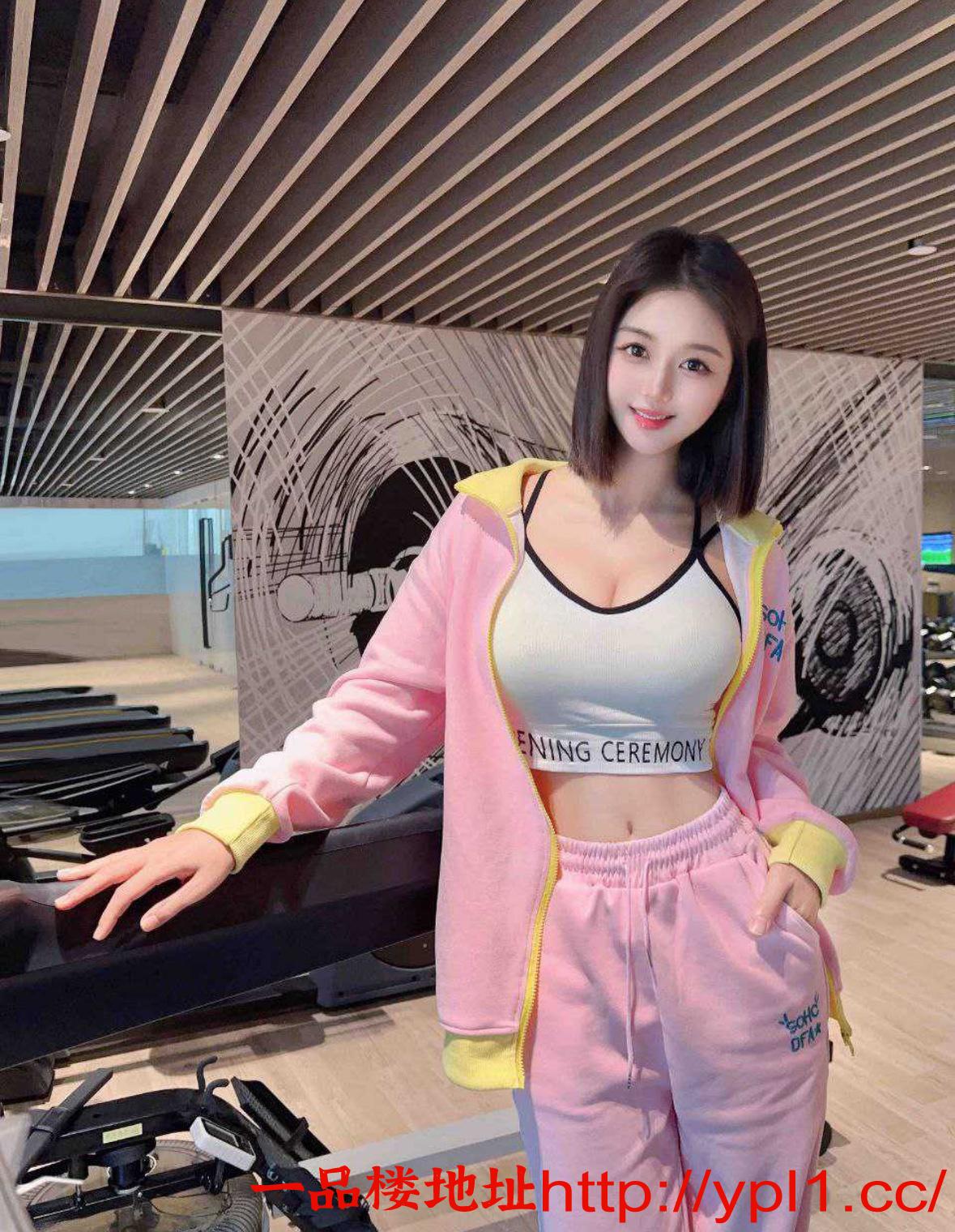 瑜伽教练课外兼职上门服务