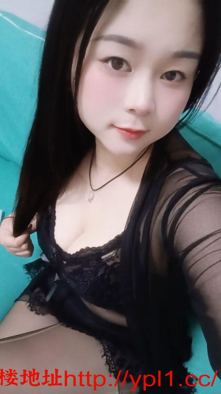 极品白虎嫩女 人美声甜制服诱惑（真人认证）