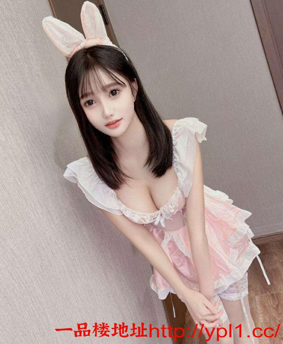 清纯嫩妹实习出来兼职下海很配合