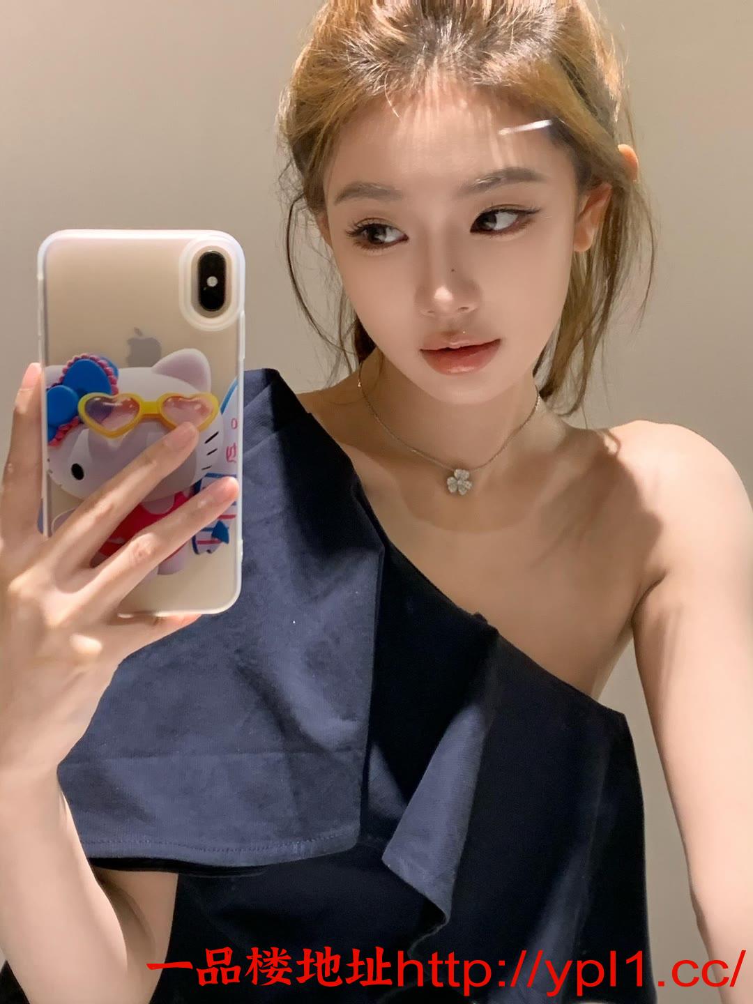 粉嫩滑的骚妹妹可上门