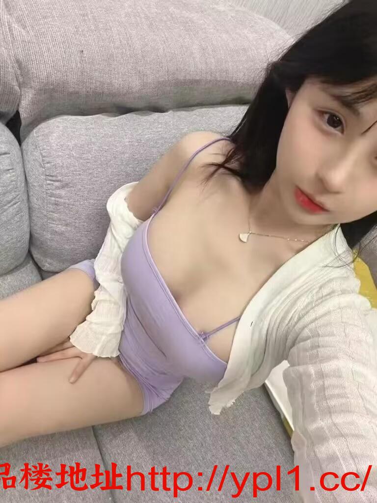 市区清甜小妹小喷泉如火如茶让你情绪激昂收放自如